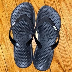 Nike Flip Flops